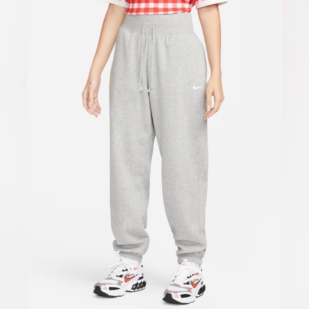 Nike High-Waisted Sweatpants, size XS